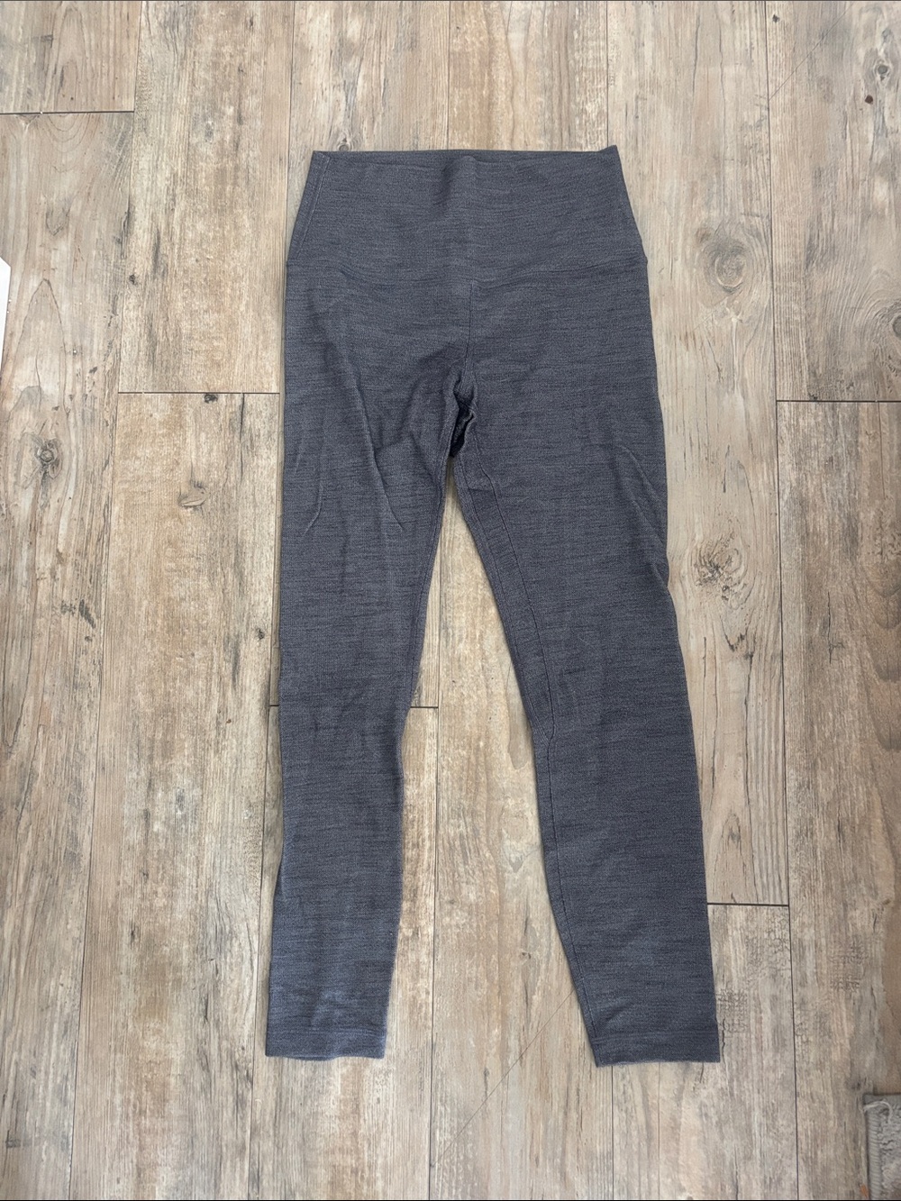 size 6 lululemon leggings
